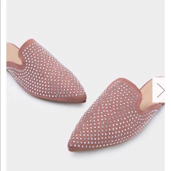 Shoes - Studded mauve mules